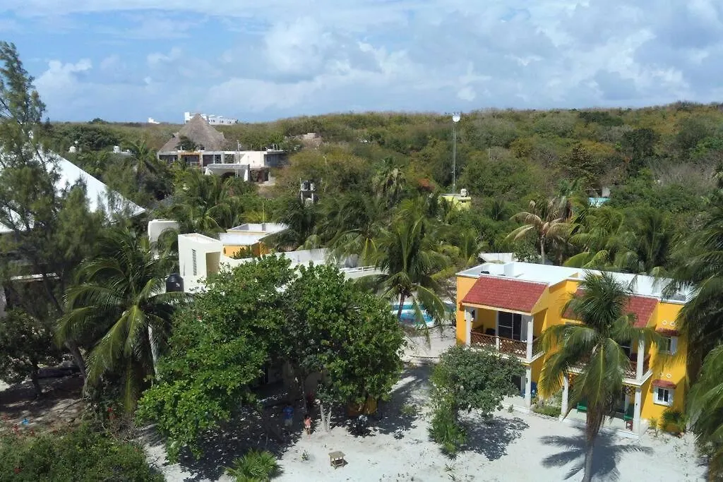 Marysol Beachfront Next To Nomads D2 Apartment Isla Mujeres