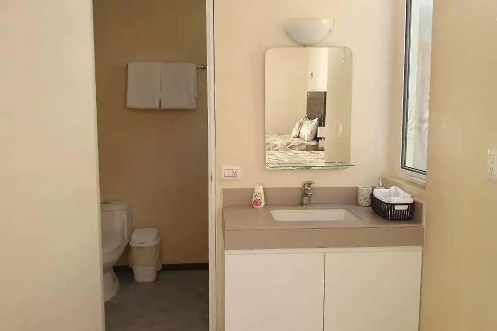 Marysol Beachfront Next To Nomads D2 Apartment Isla Mujeres