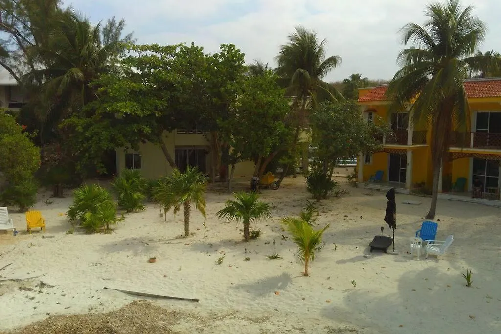 Marysol Beachfront Next To Nomads D2 Apartment Isla Mujeres