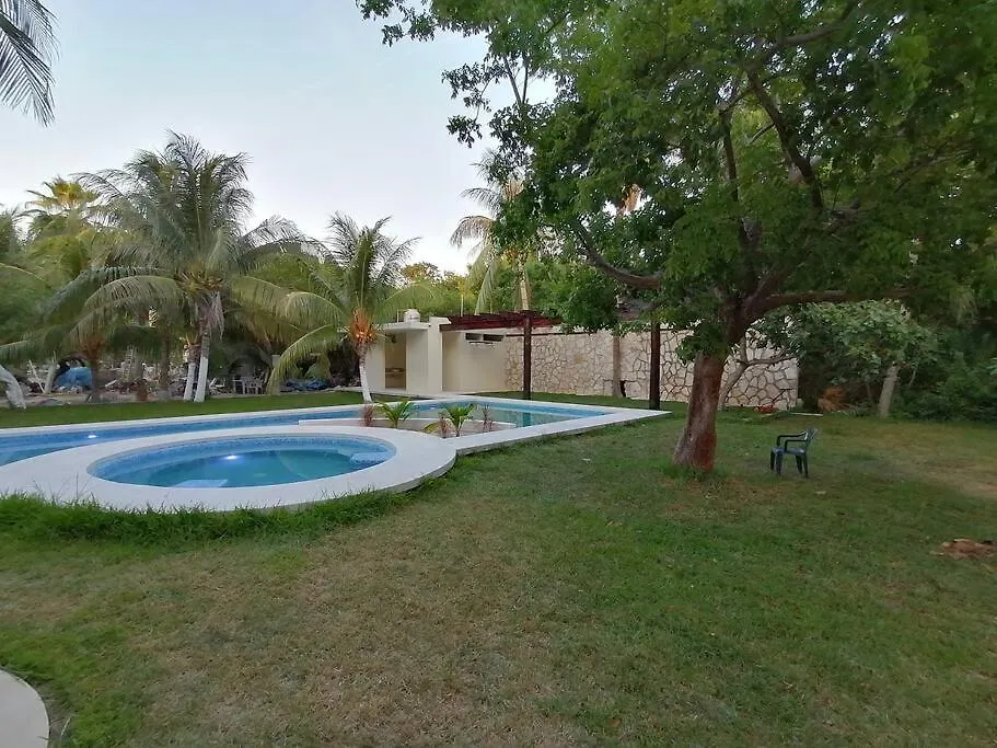 Marysol Beachfront Next To Nomads D2 Apartment Isla Mujeres 0*,