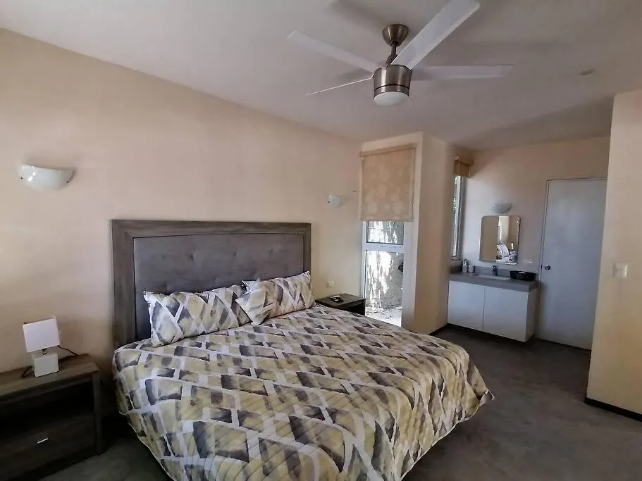 Marysol Beachfront Next To Nomads D2 Apartment Isla Mujeres Mexico