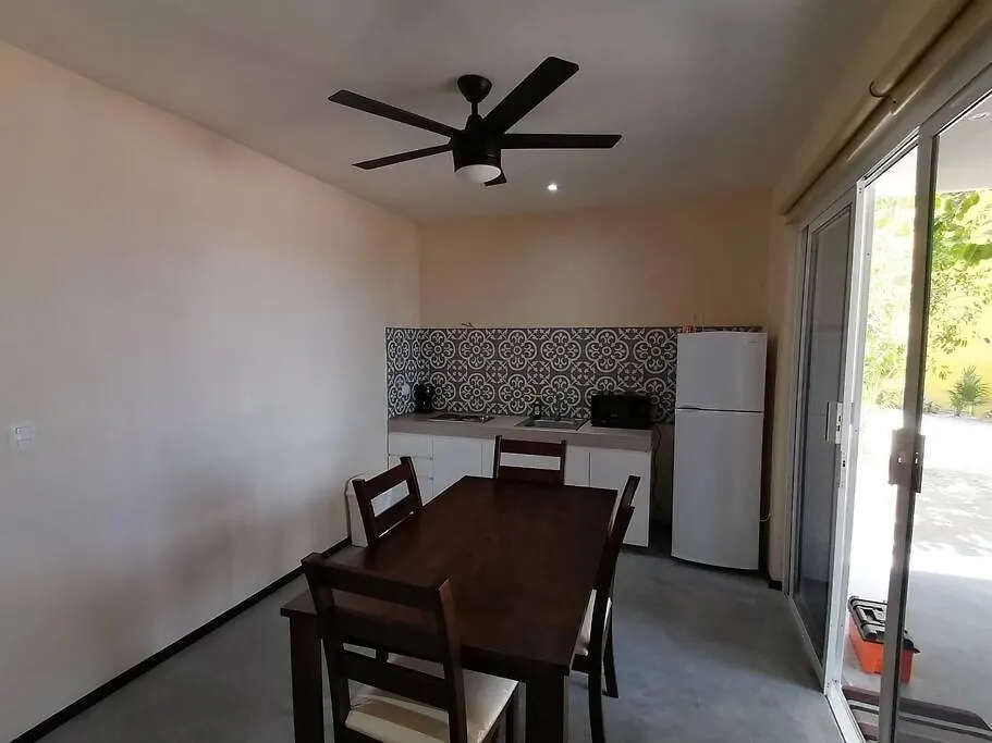 Marysol Beachfront Next To Nomads D2 Apartment Isla Mujeres